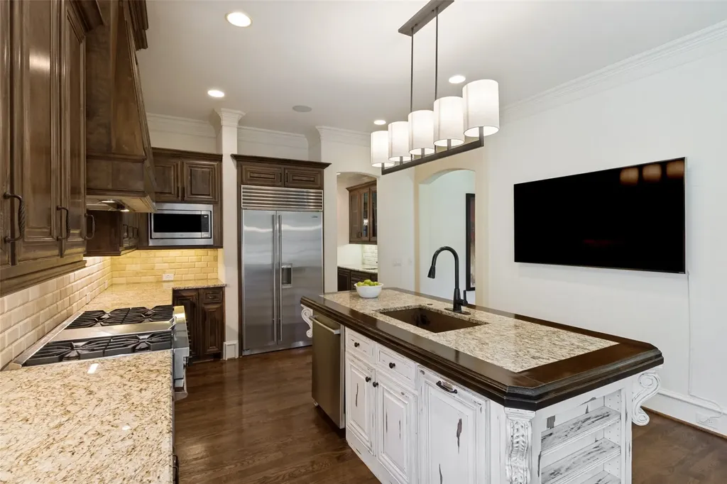 10630 Royal Springs Drive Dallas TX 75229