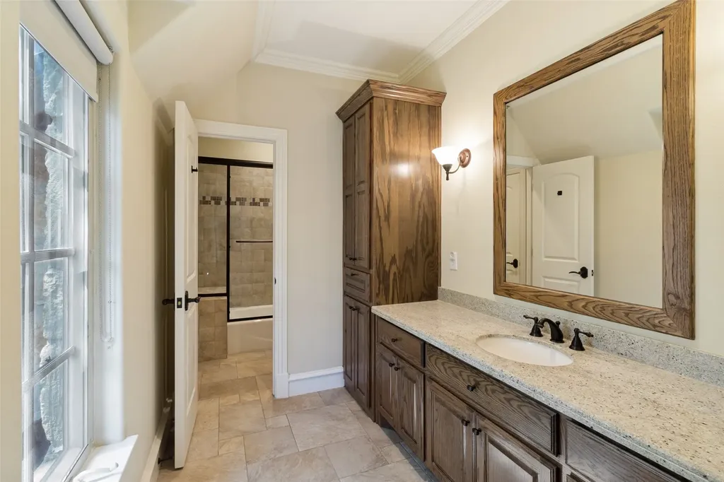 10630 Royal Springs Drive Dallas TX 75229