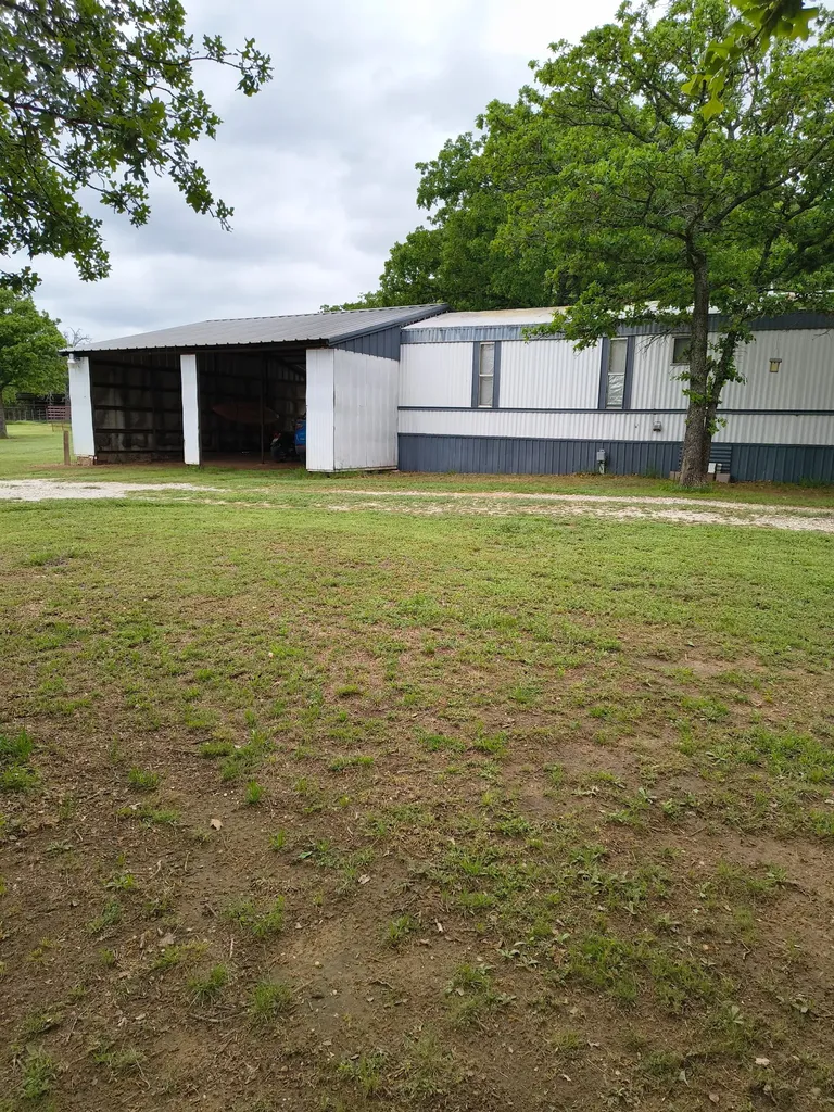1625 County Road 281 Carbon TX 76435