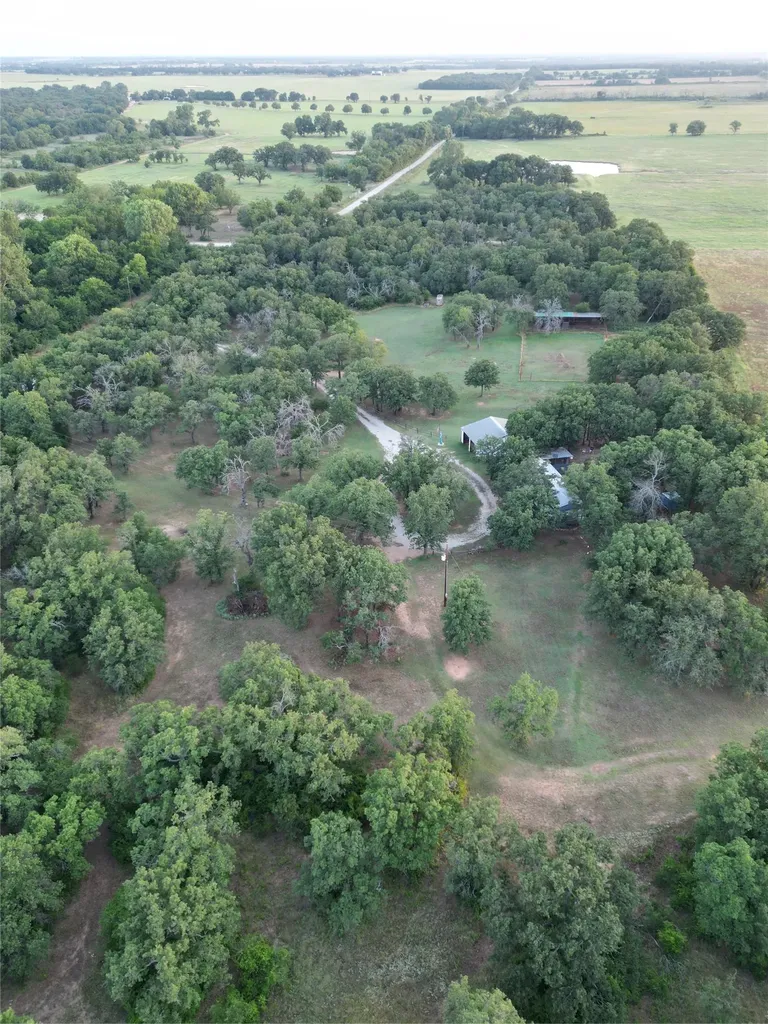 1625 County Road 281 Carbon TX 76435