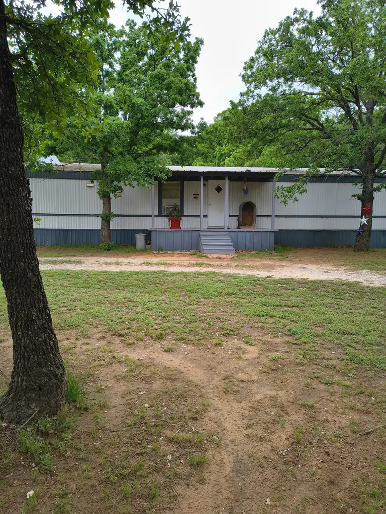 1625 County Road 281 Carbon TX 76435