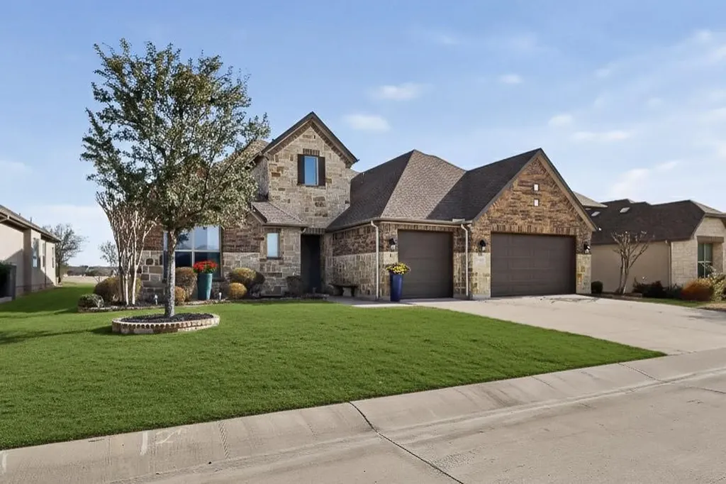 12213 Grosbeak Drive Denton TX 76207
