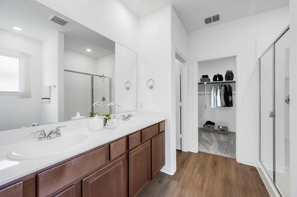 2549 Pine Island Court Crandall TX 75114