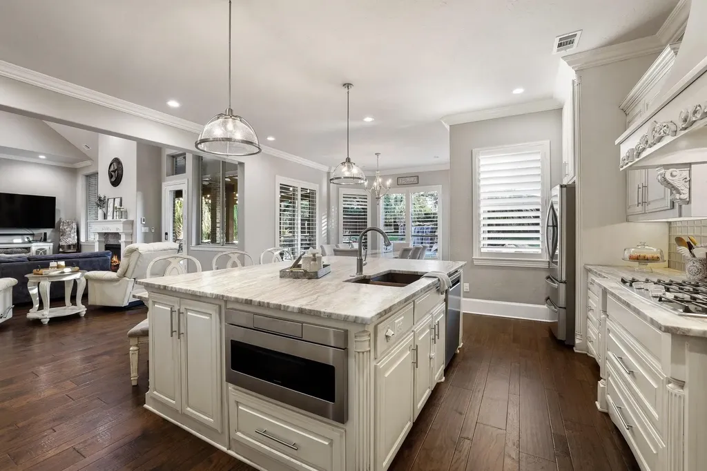1702 Verdi Lane Sherman TX 75090