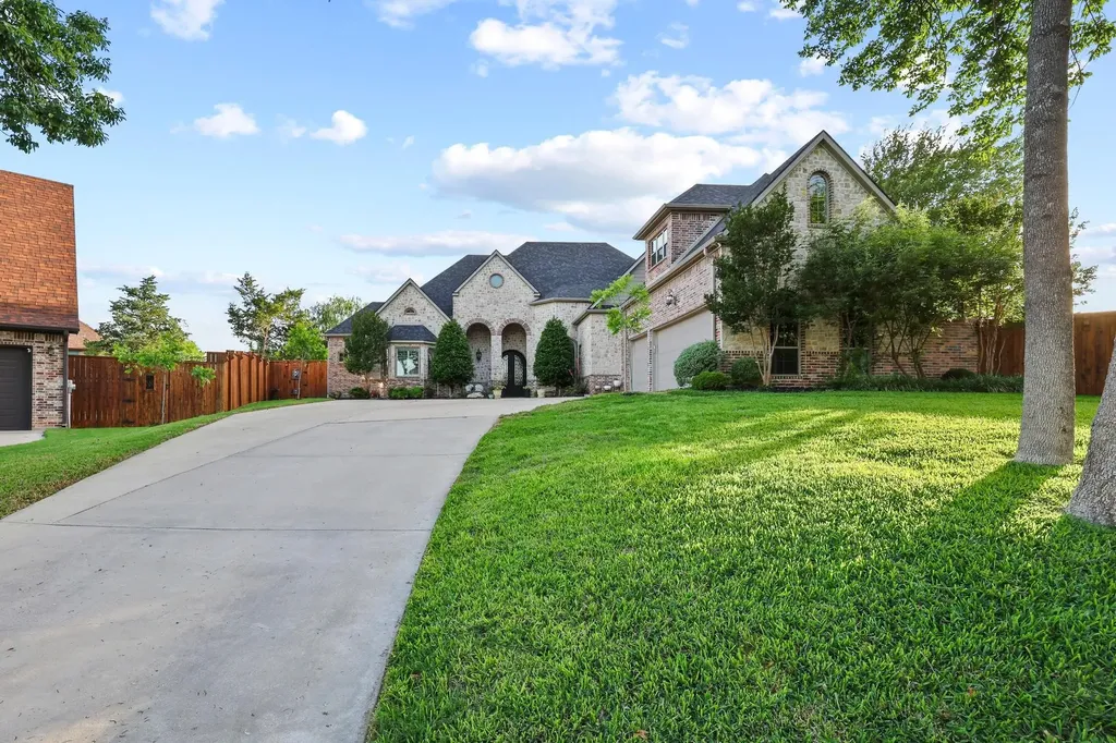 1702 Verdi Lane Sherman TX 75090