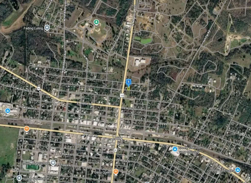 703 E Jones Street Luling TX 78648