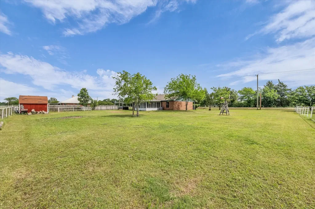 339 S Pleasant Hill Road Axtell TX 76624