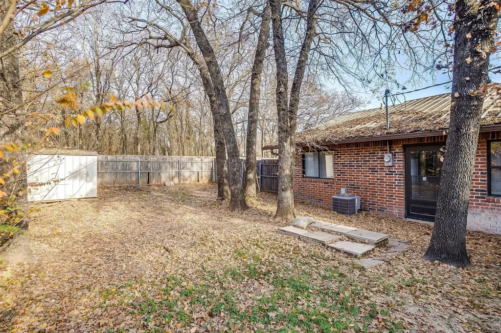 6530 Fall Creek Highway Granbury TX 76049