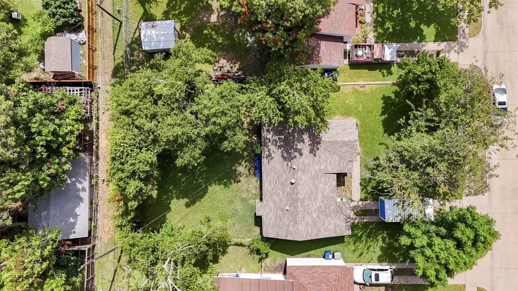1513 Davis Boulevard Garland TX 75042