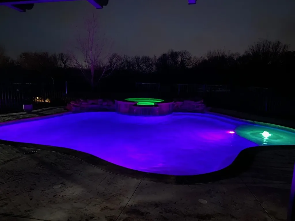 105 Elm Drive Oak Leaf TX 75154