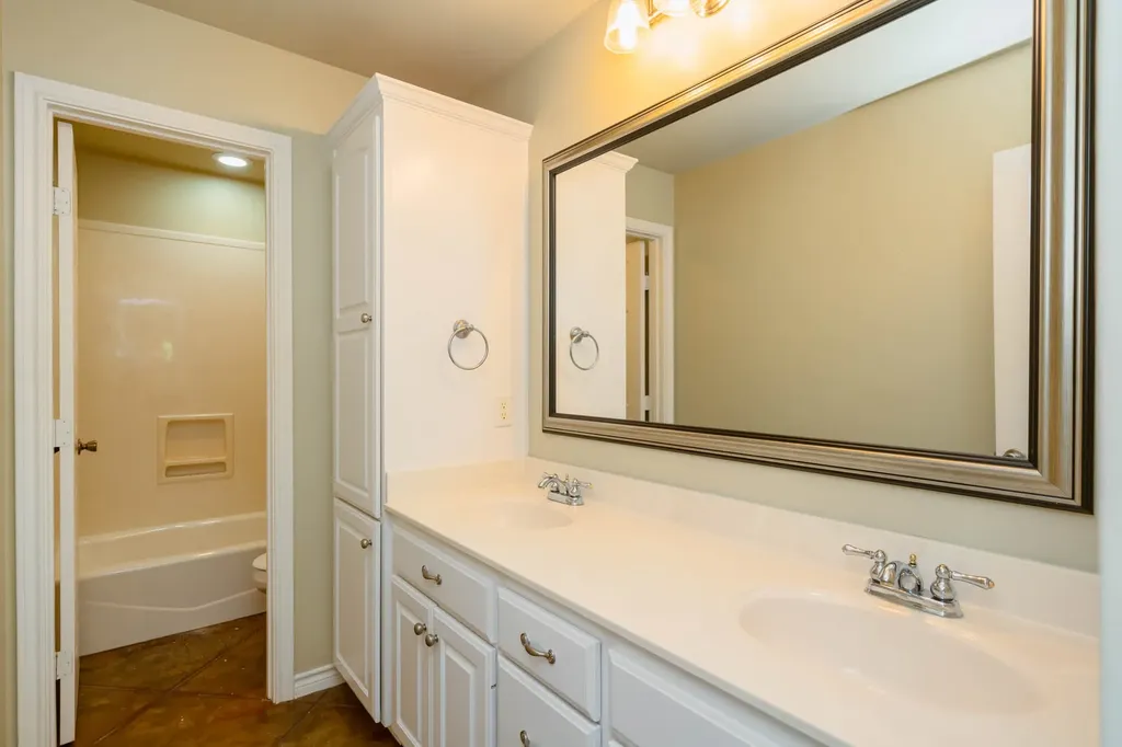 3460 Hawk Road Diana TX 75640