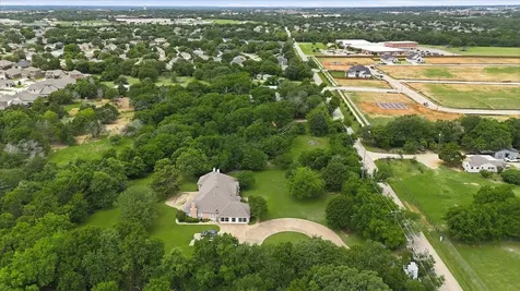 102 Dobbs Road Lake Dallas TX 76208