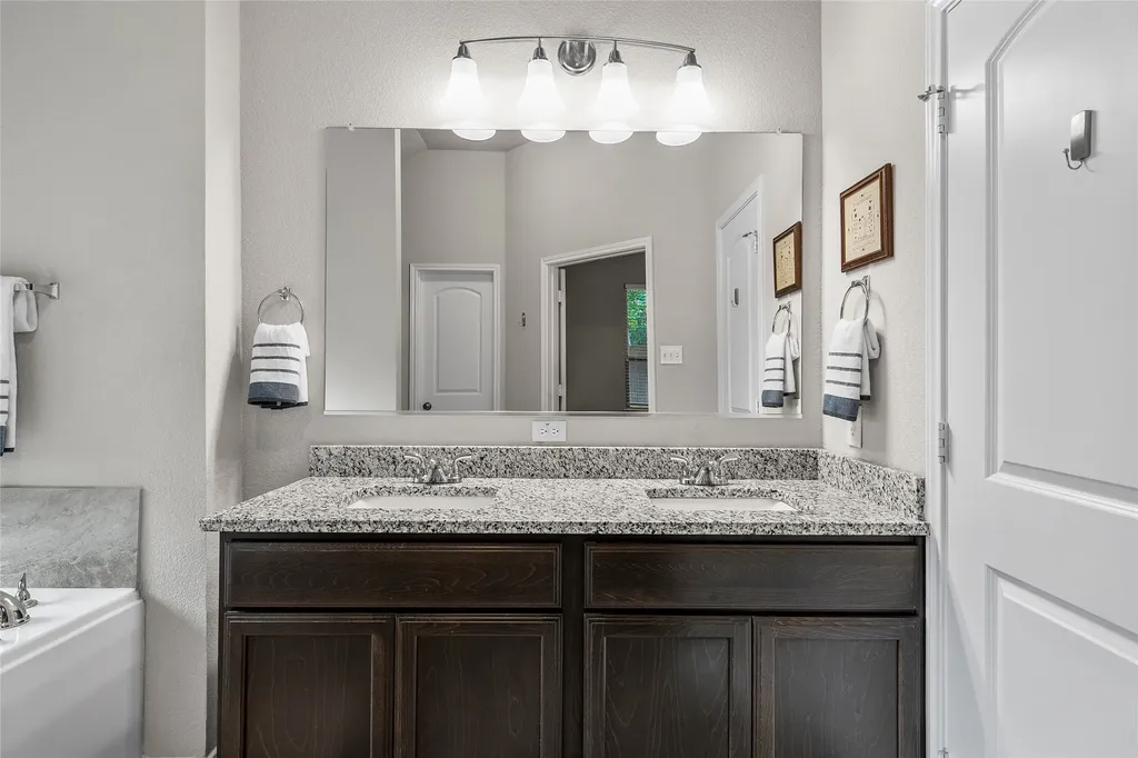 1216 Merganser Way Waco TX 76706