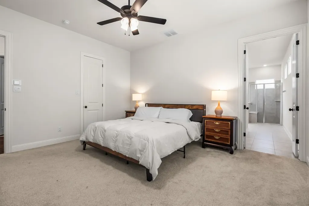 2035 Sherwood Drive Garland TX 75041