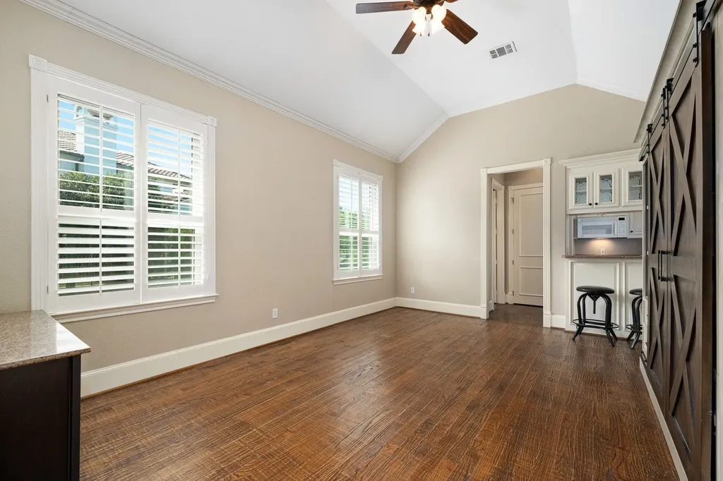 1802 Driskill Drive Irving TX 75038