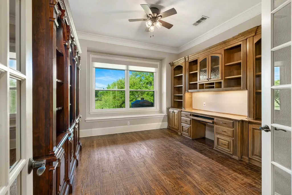 1802 Driskill Drive Irving TX 75038