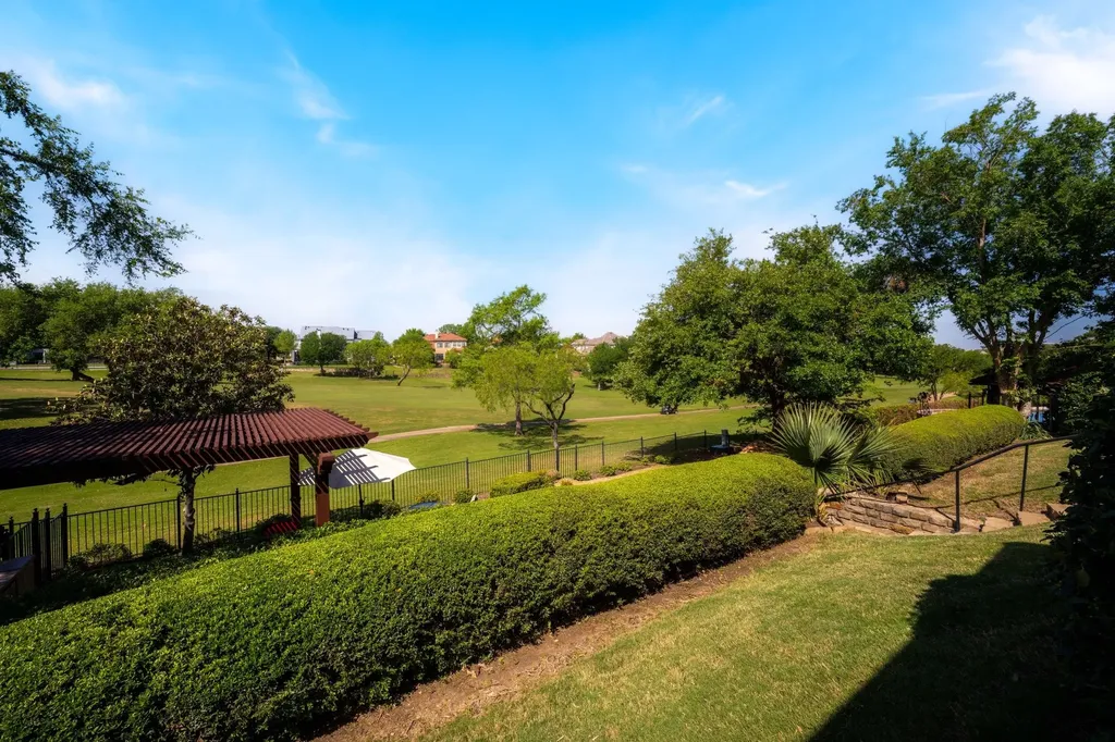 1802 Driskill Drive Irving TX 75038