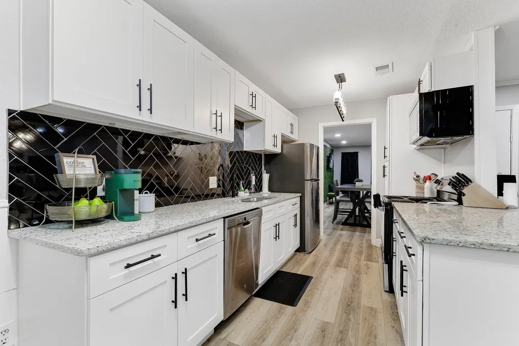 12814 Pandora Drive Dallas TX 75238