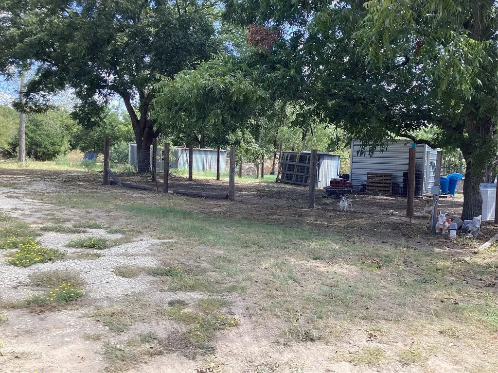 316 N Avenue A Cross Plains TX 76443