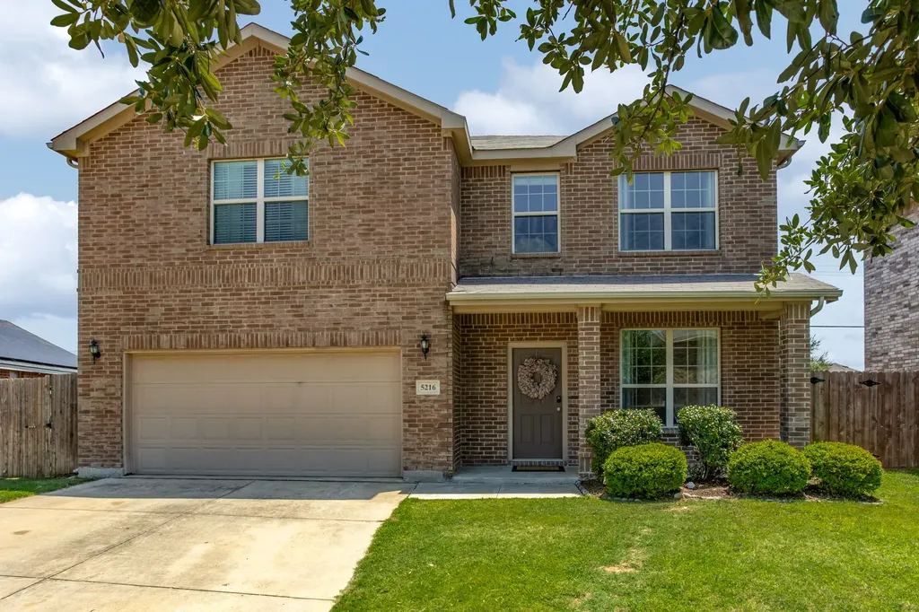 5216 Pebble Beach Trail Denton TX 76208