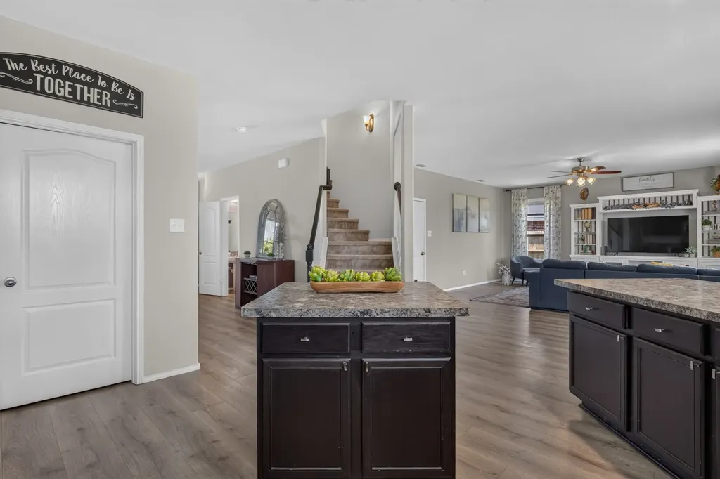 5216 Pebble Beach Trail Denton TX 76208