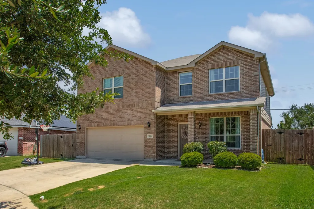 5216 Pebble Beach Trail Denton TX 76208
