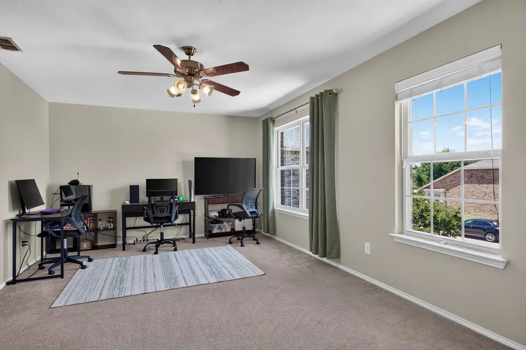 5216 Pebble Beach Trail Denton TX 76208