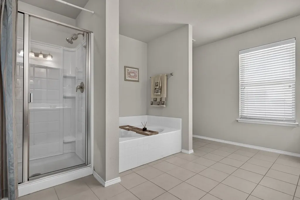 5216 Pebble Beach Trail Denton TX 76208
