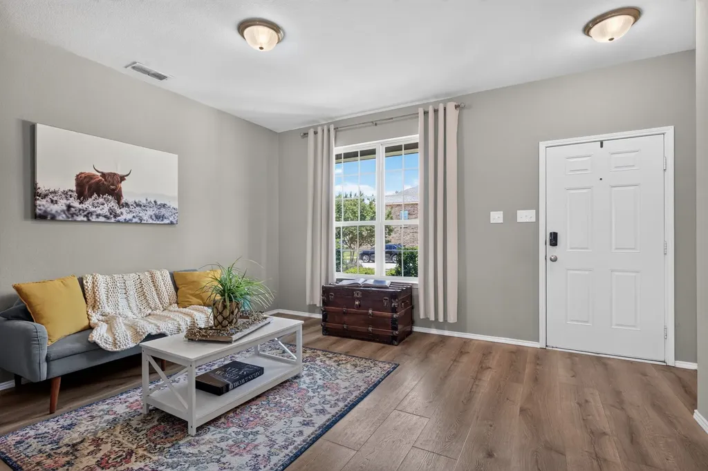 5216 Pebble Beach Trail Denton TX 76208