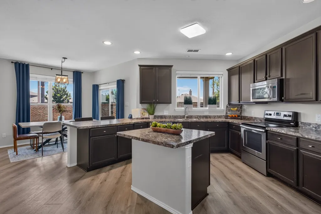 5216 Pebble Beach Trail Denton TX 76208