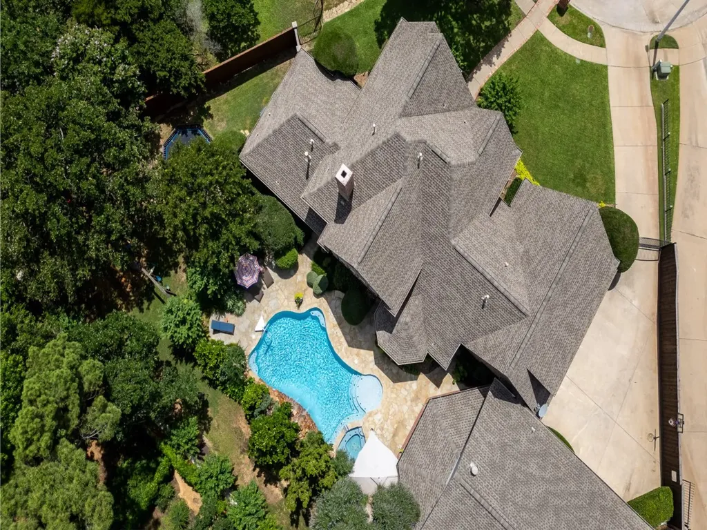 100 Bentwood Court Denton TX 76210
