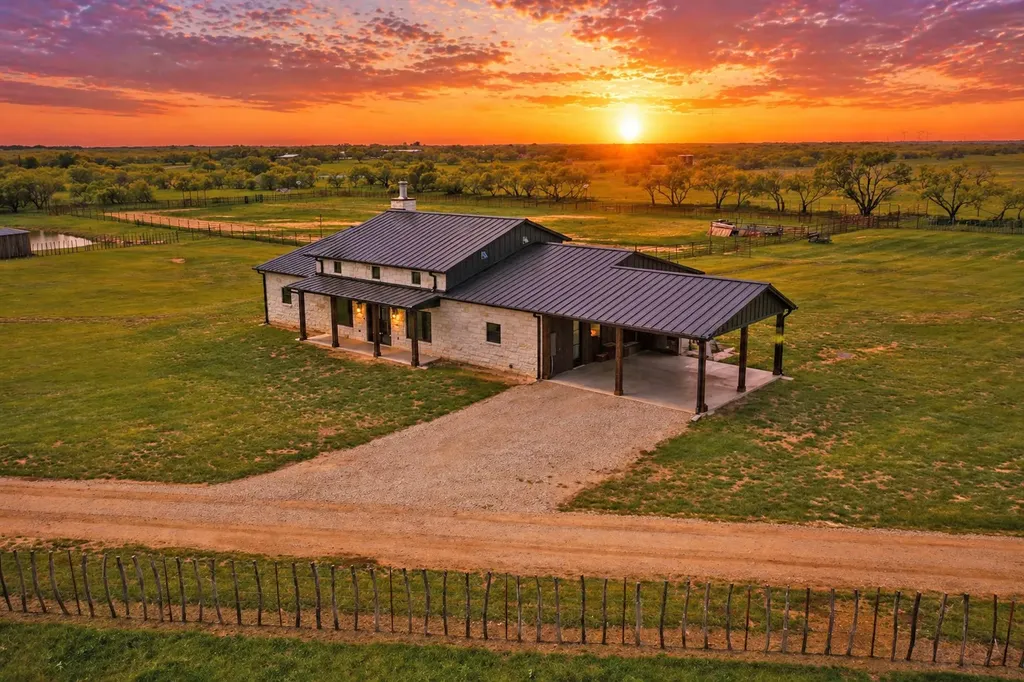 6384-A Us 281 Hwy S Jacksboro TX 76458
