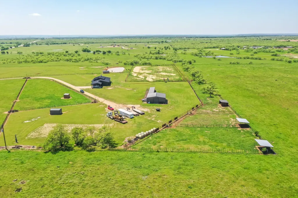 6384-A Us 281 Hwy S Jacksboro TX 76458
