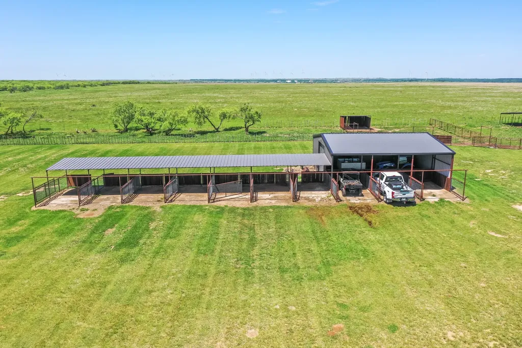 6384-A Us 281 Hwy S Jacksboro TX 76458