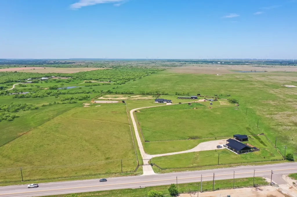 6384-A Us 281 Hwy S Jacksboro TX 76458