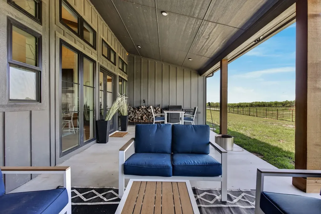 6384-A Us 281 Hwy S Jacksboro TX 76458