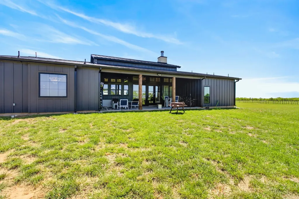 6384-A Us 281 Hwy S Jacksboro TX 76458