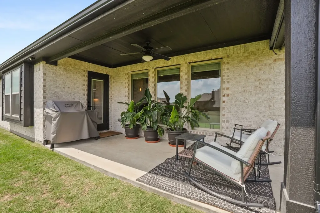 5414 Rowlan Row Midlothian TX 76065