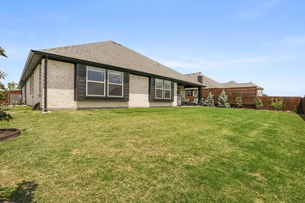 5414 Rowlan Row Midlothian TX 76065