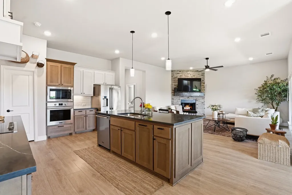 5414 Rowlan Row Midlothian TX 76065