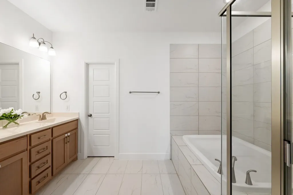 2014 White Grove Drive Dallas TX 75228
