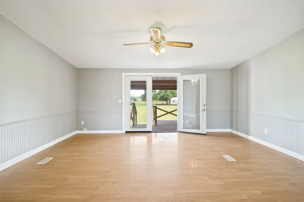 4524 Elementary Drive Southmayd TX 76268