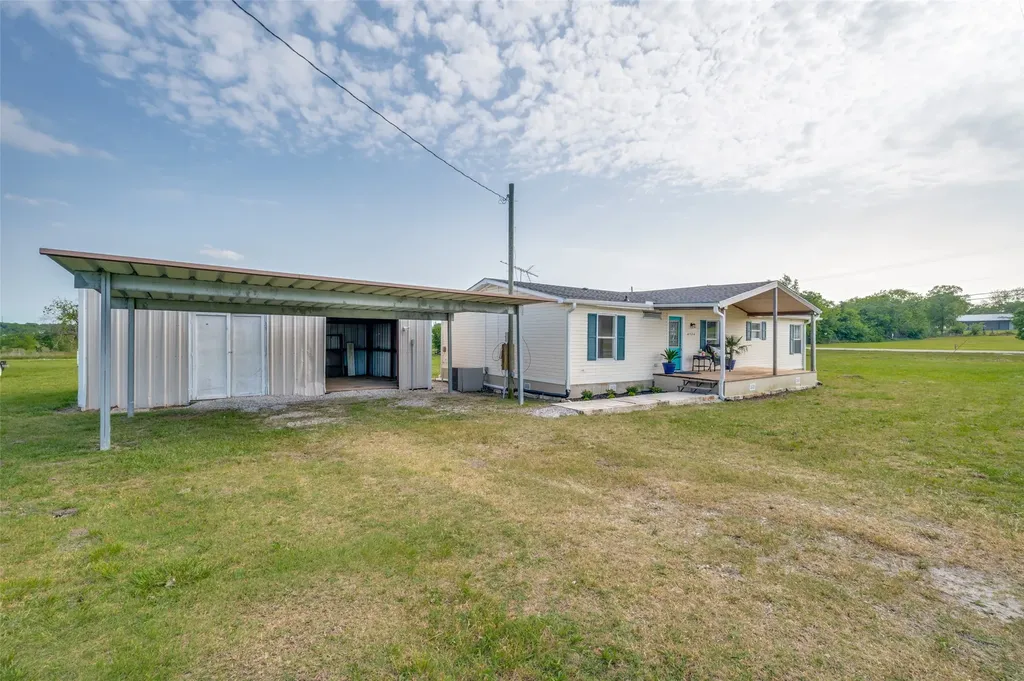 4524 Elementary Drive Southmayd TX 76268