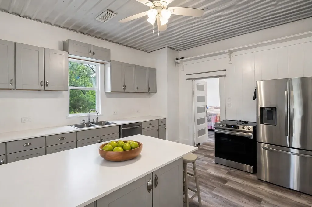 479 County Road 27450 Honey Grove TX 75477