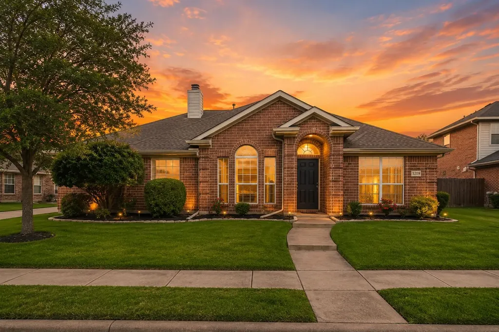 1951 Harvester Drive Rockwall TX 75032