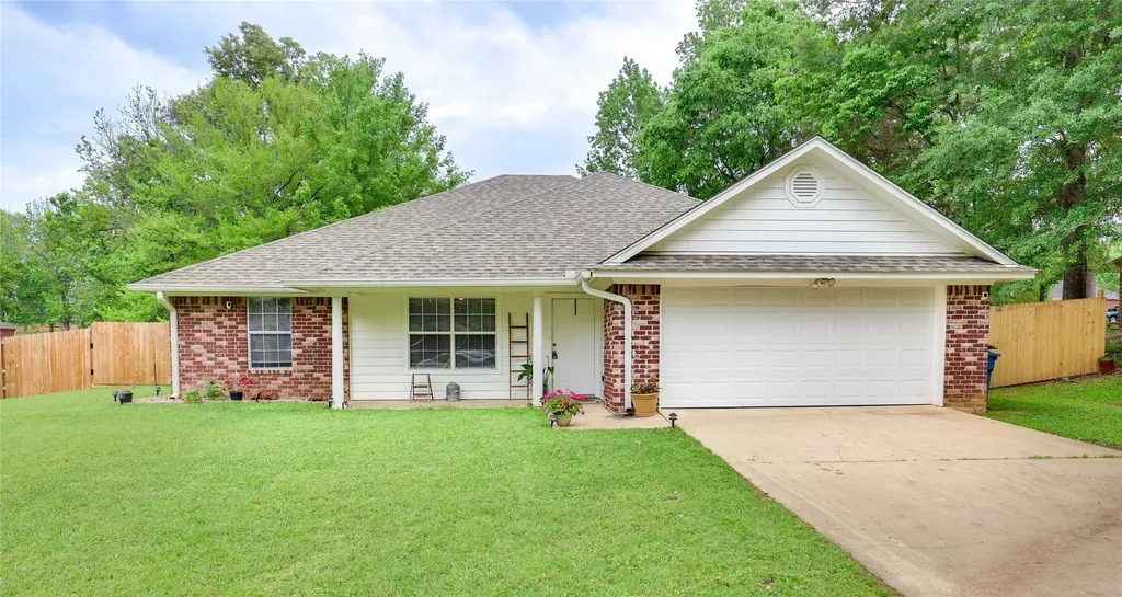 110 Peggy Ruth Drive Longview TX 75605