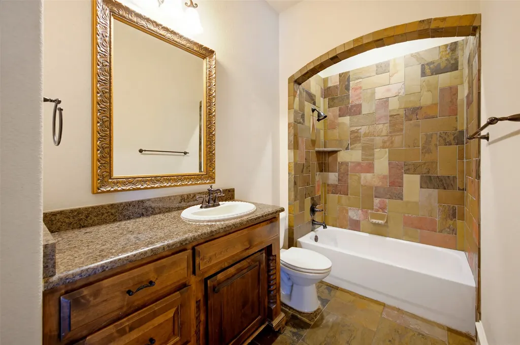 7713 Silverleaf Drive North Richland Hills TX 76182
