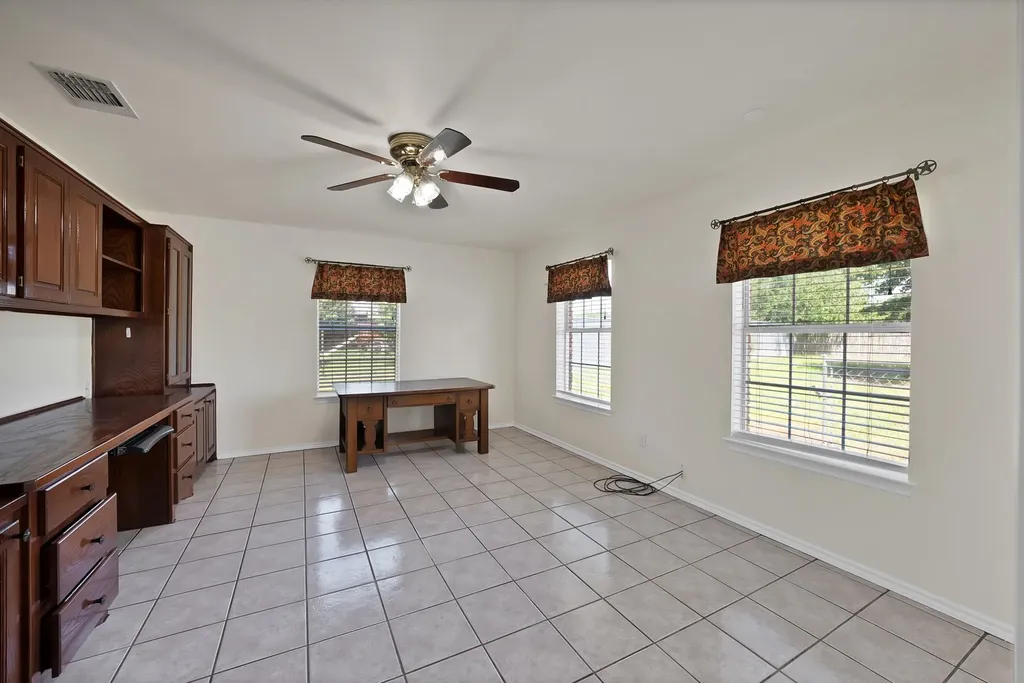 1815 Newport Road Weatherford TX 76086