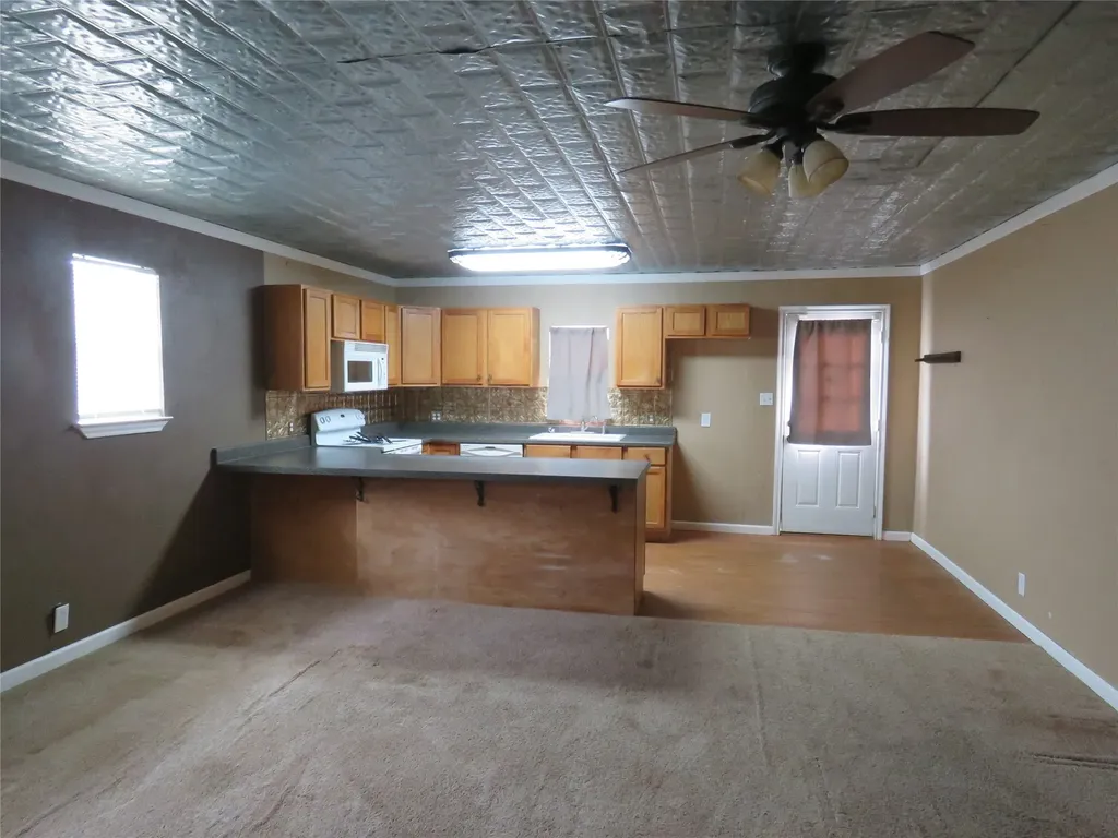 1815 Newport Road Weatherford TX 76086