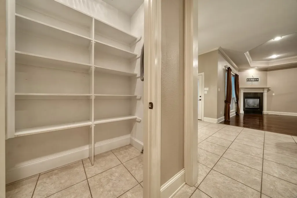 205 Heritage Court Lindale TX 75771